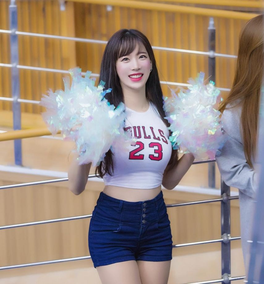 치어리더 김한나