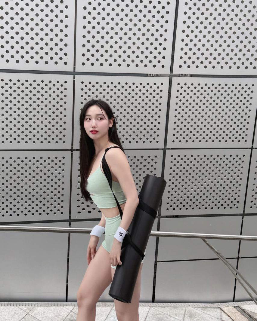 요가정언(yoga._.jung) 이쁜 Y존