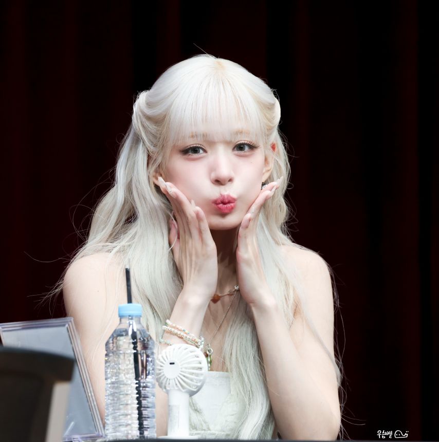 프로미스나인 이채영