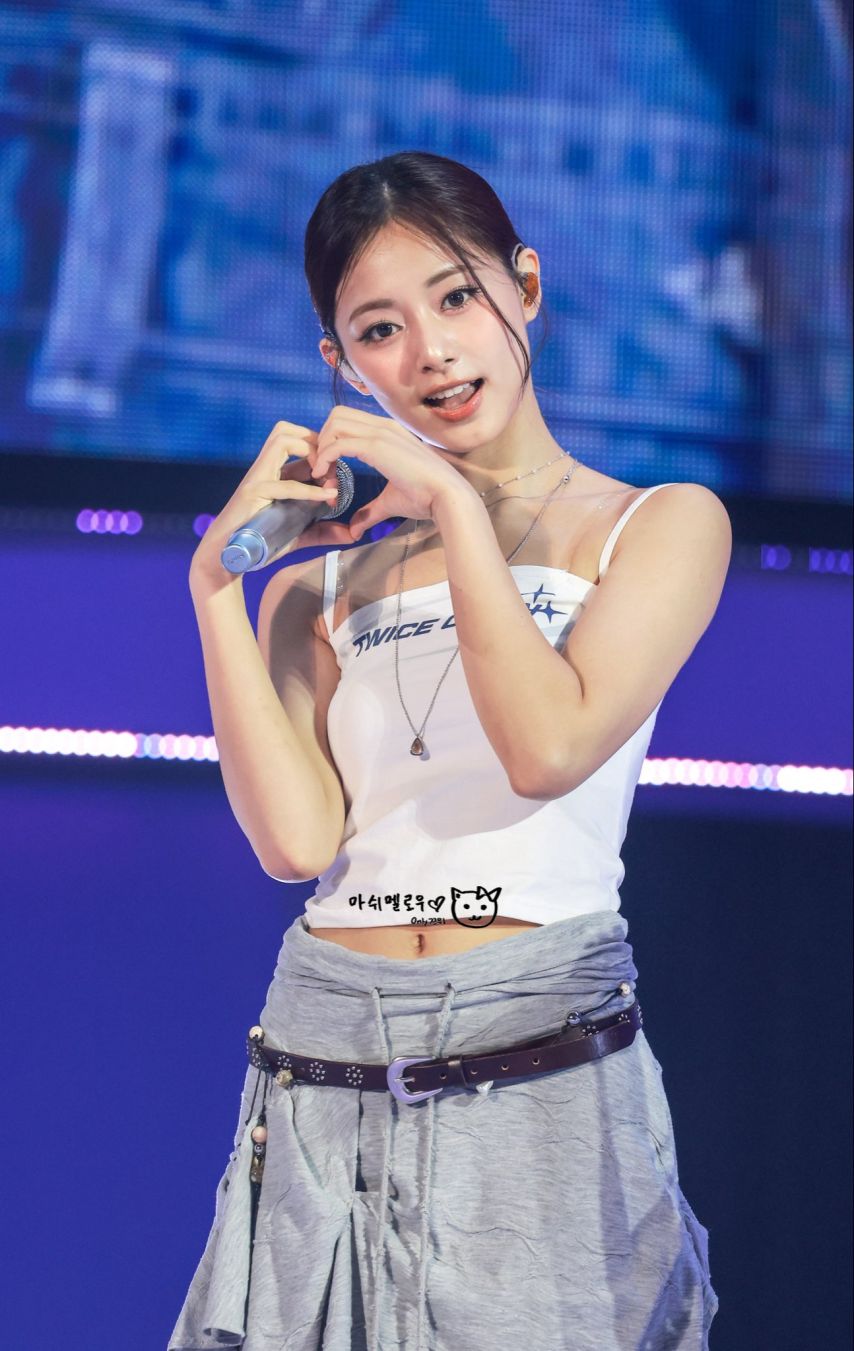 251018 트와이스 10주년 팬미팅 쯔위