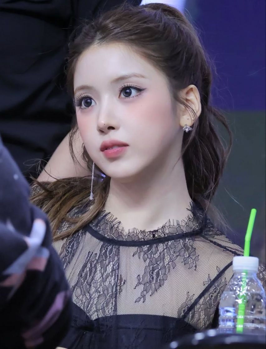 NMIXX (엔믹스) 지우
