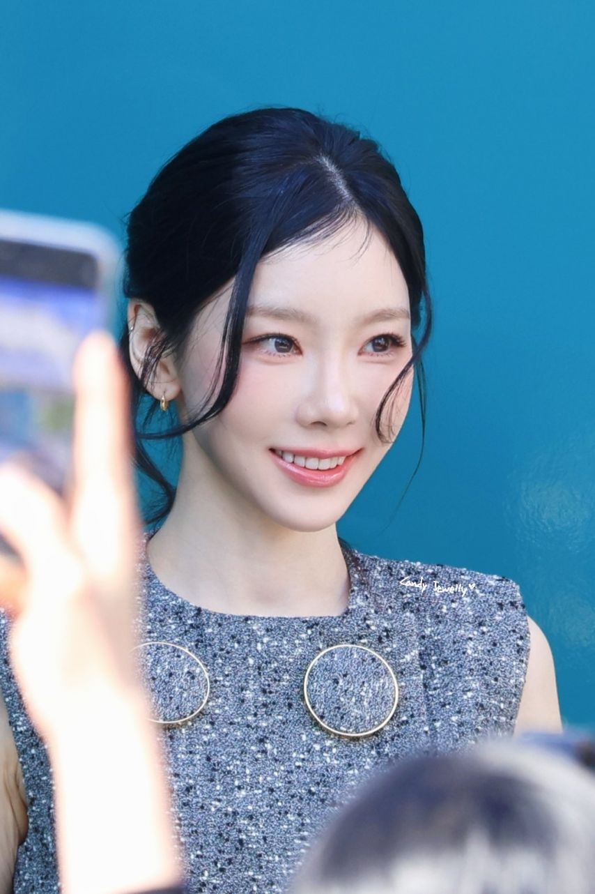 251023 구찌 뷰티 하우스 오픈 이벤트 태연