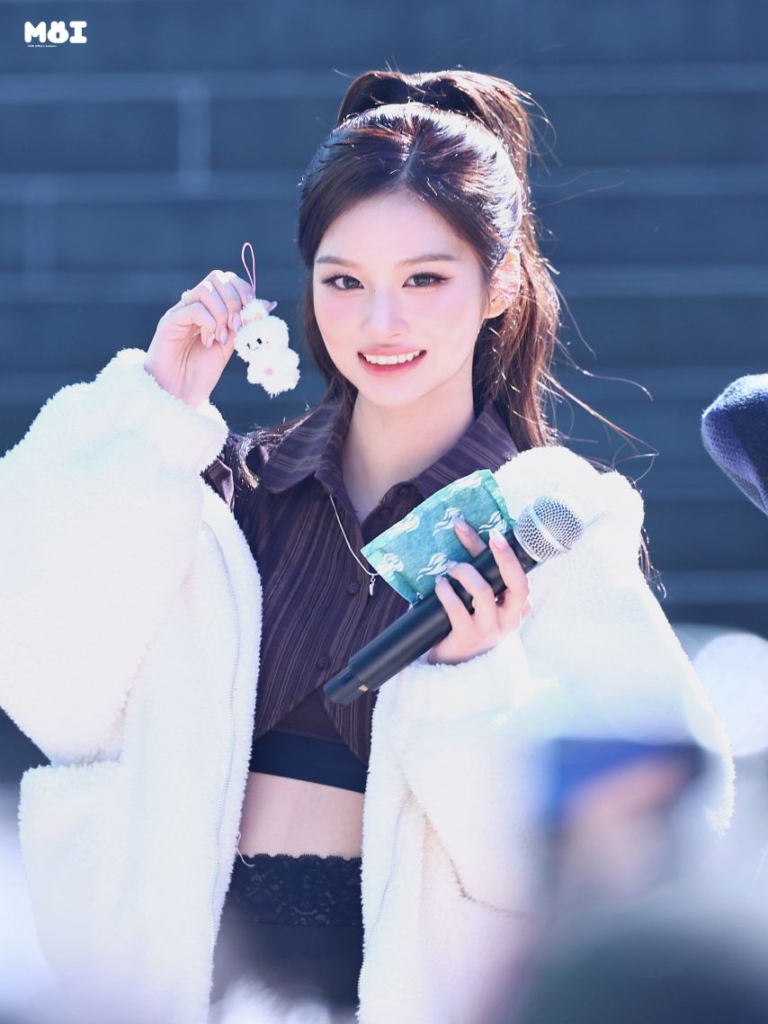 오늘 설윤 (엔믹스)