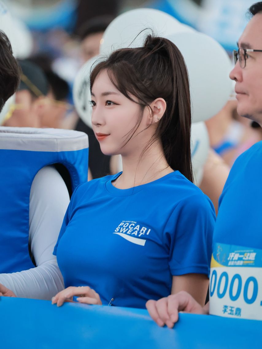 안지현