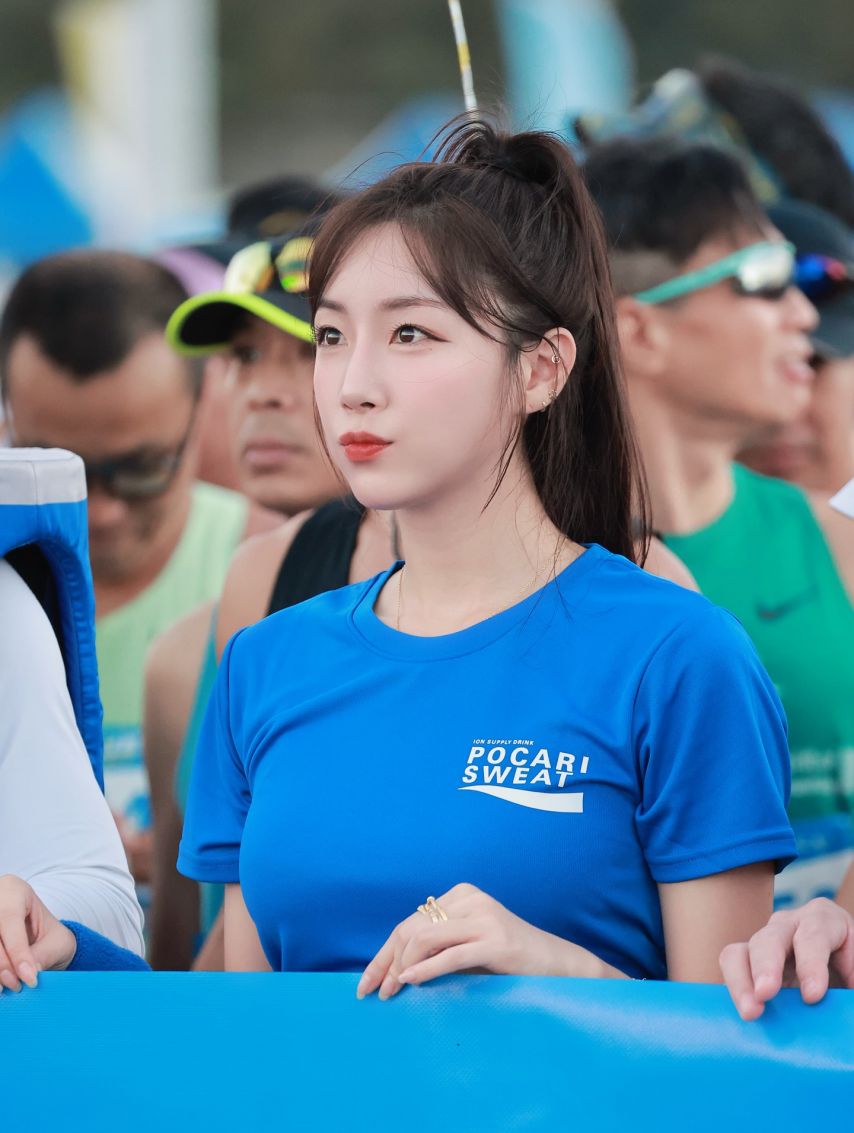 안지현