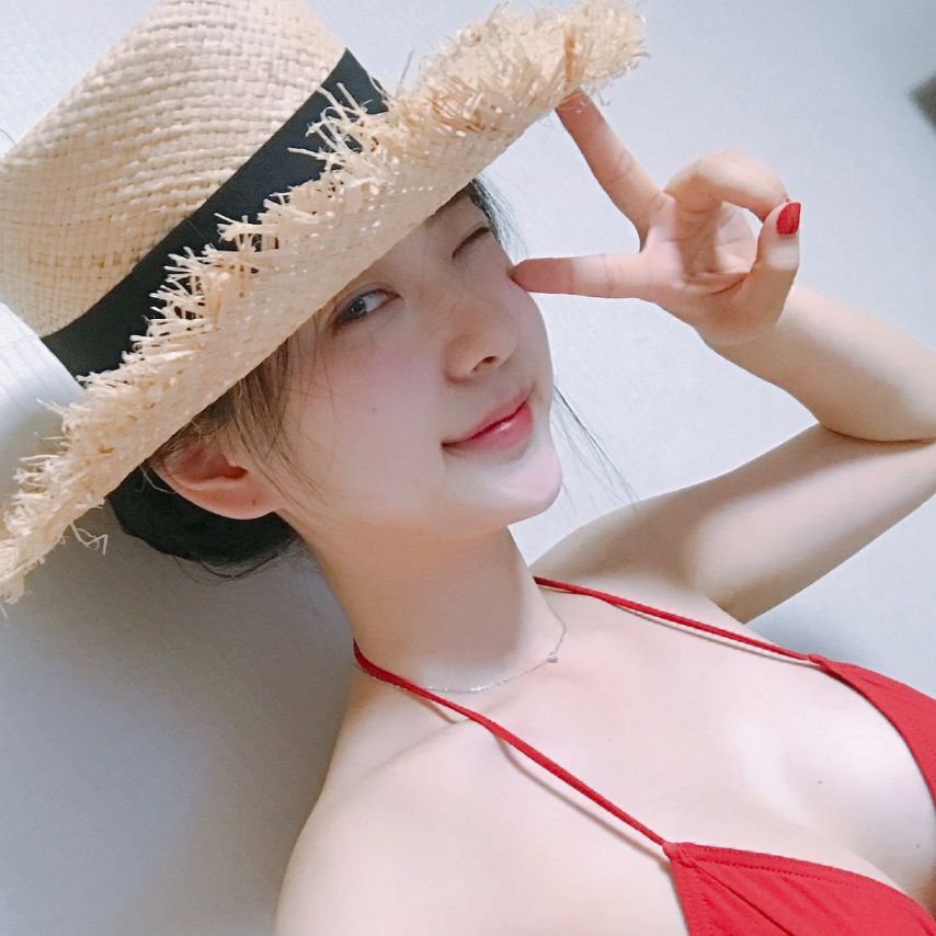모델 신재은