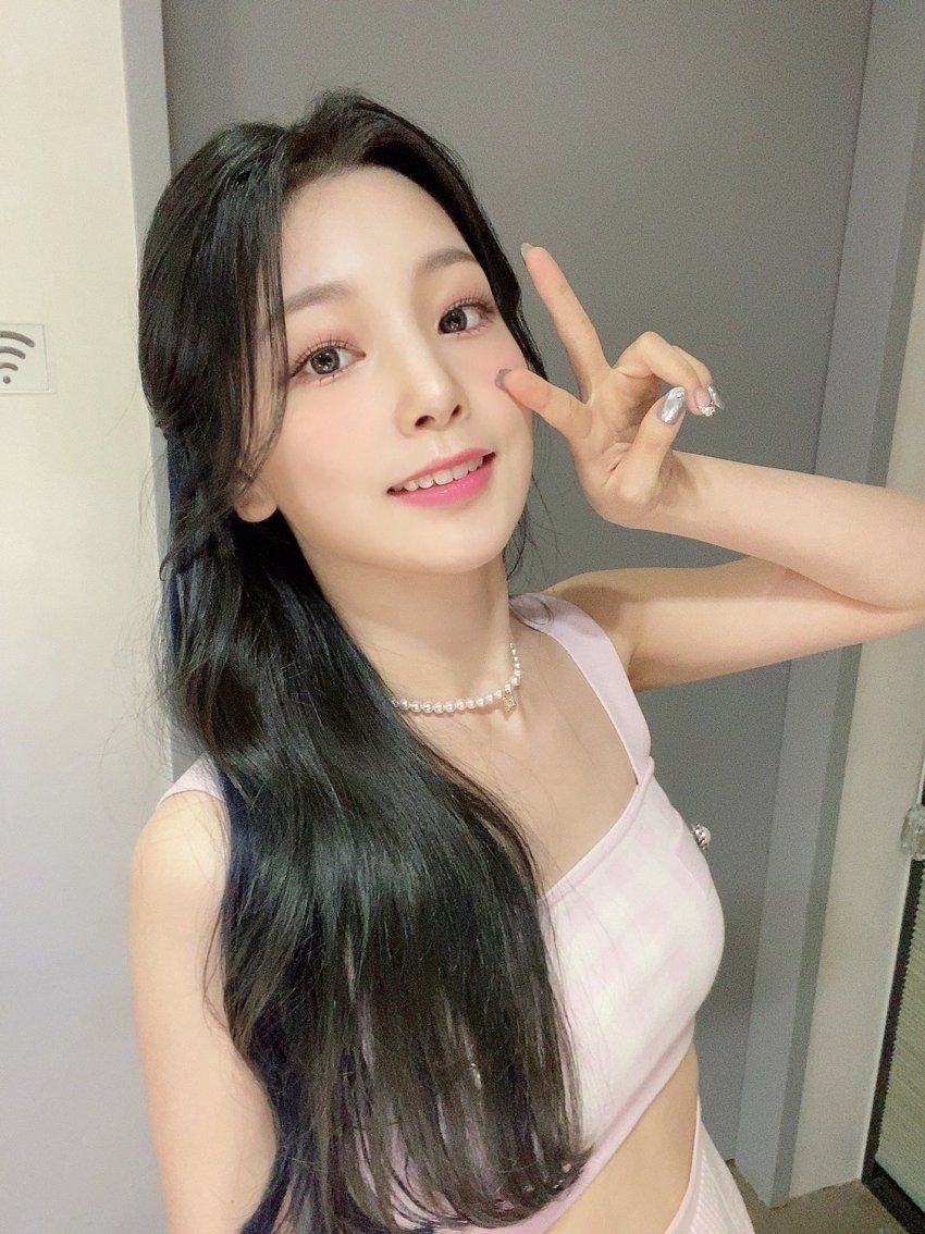 로켓펀치-연희