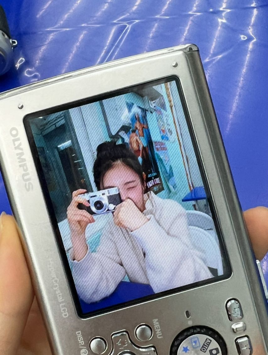 베이비돈크라이 이현