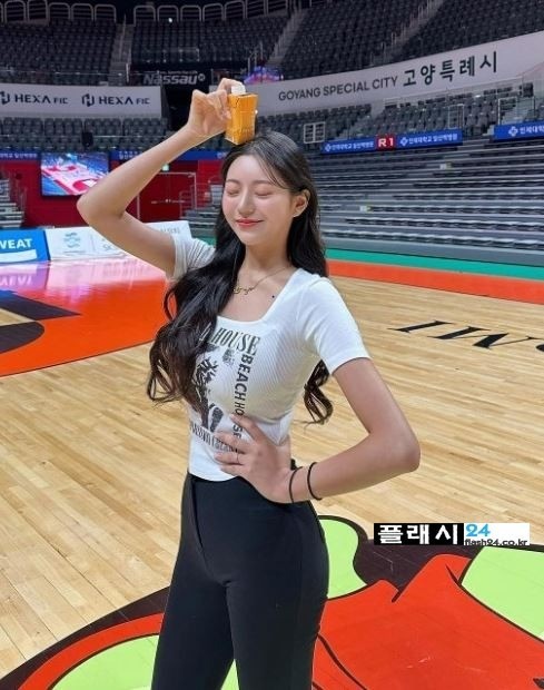 치어리더 김이서