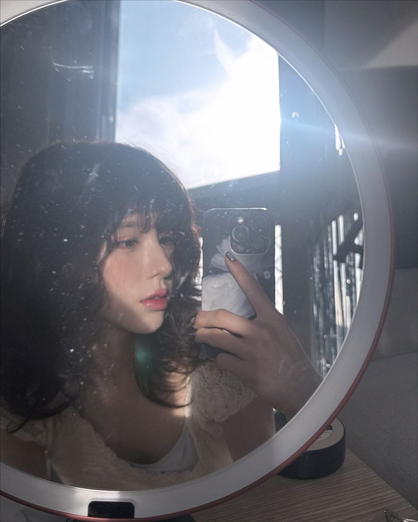 희진 ARTMS아르테미스 인별