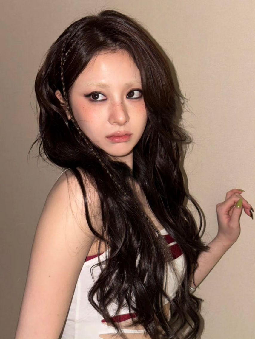 르세라핌 허윤진