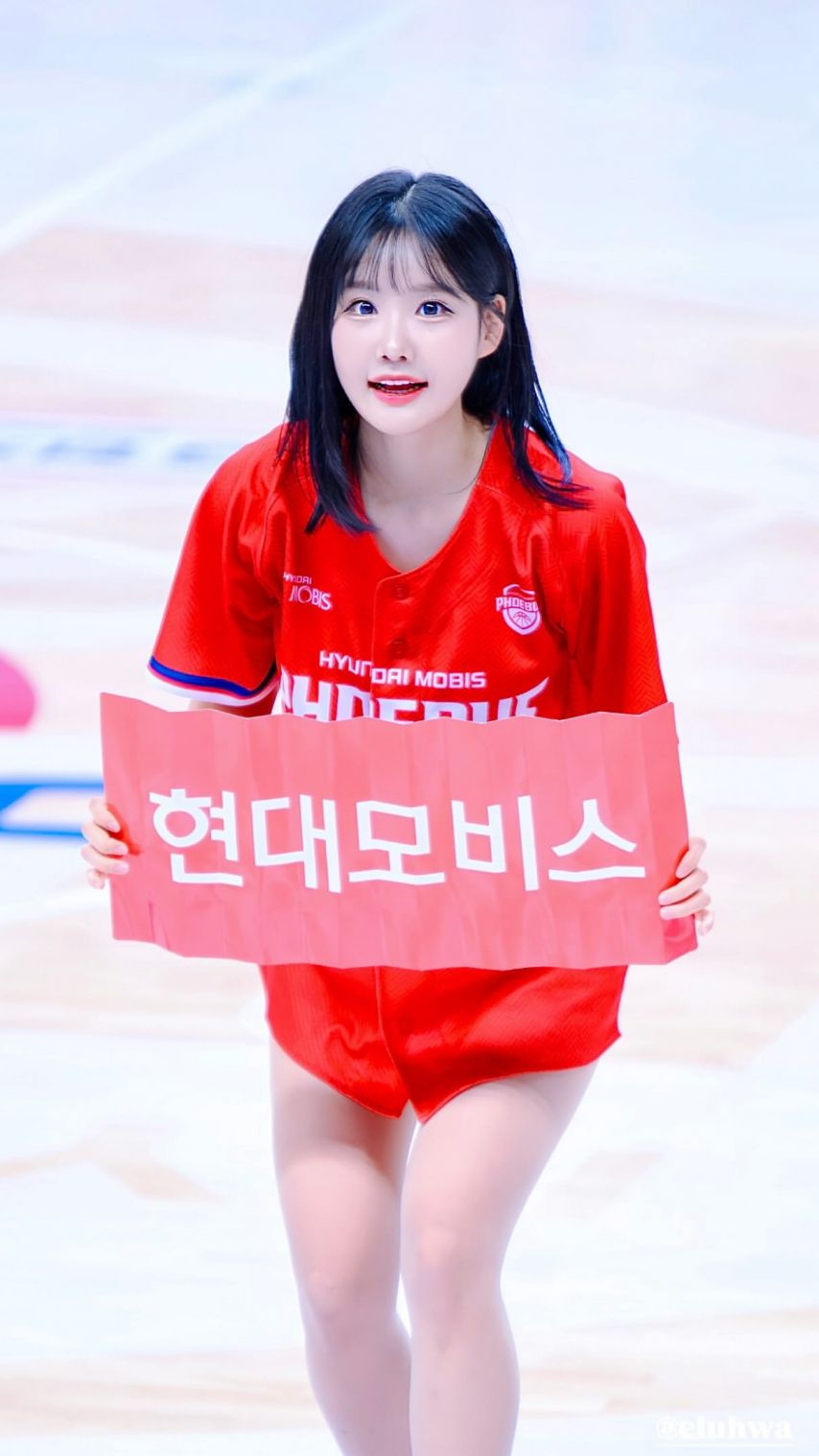 최홍라