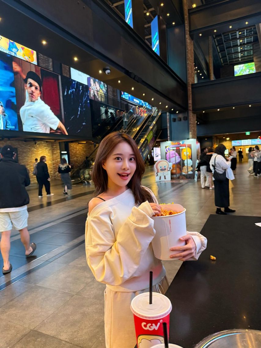 아옳이 김민영