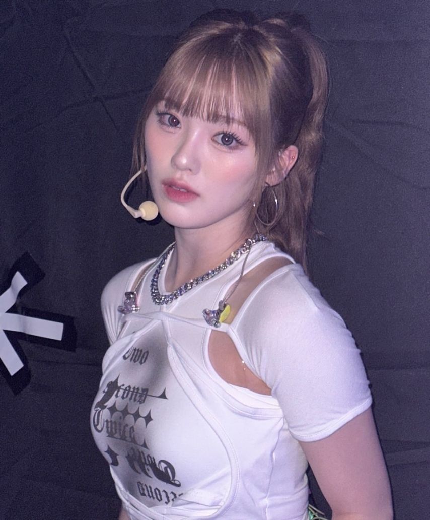 니쥬 (NiziU) 리오