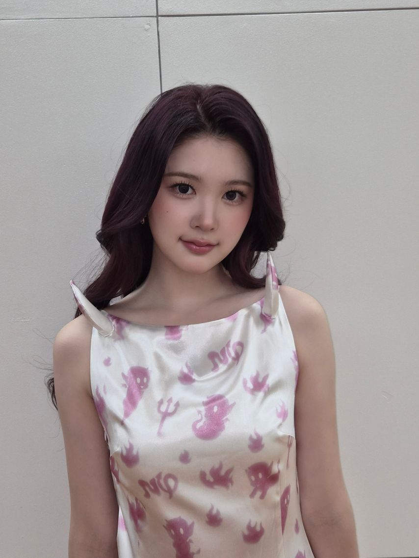 하츠투하츠 에이나