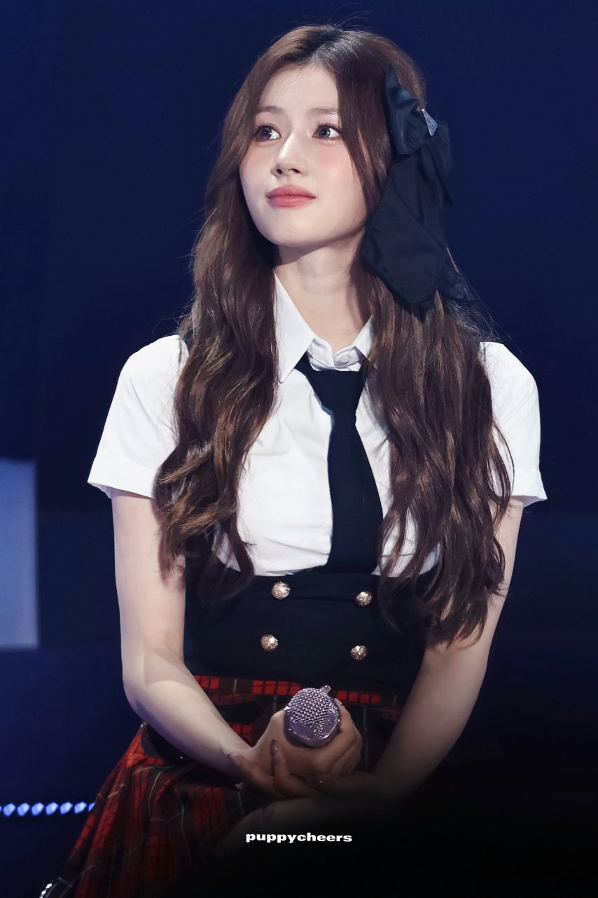 트와이스 사나