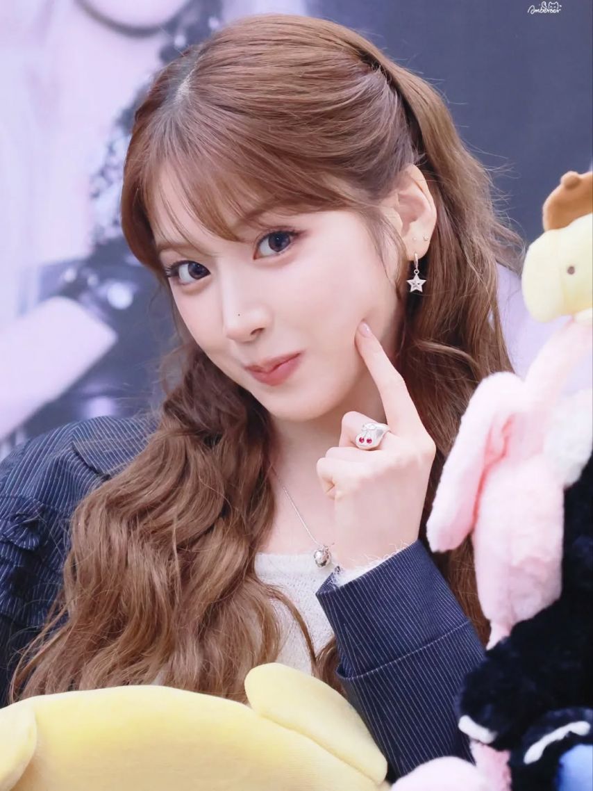 NMIXX (엔믹스) 지우