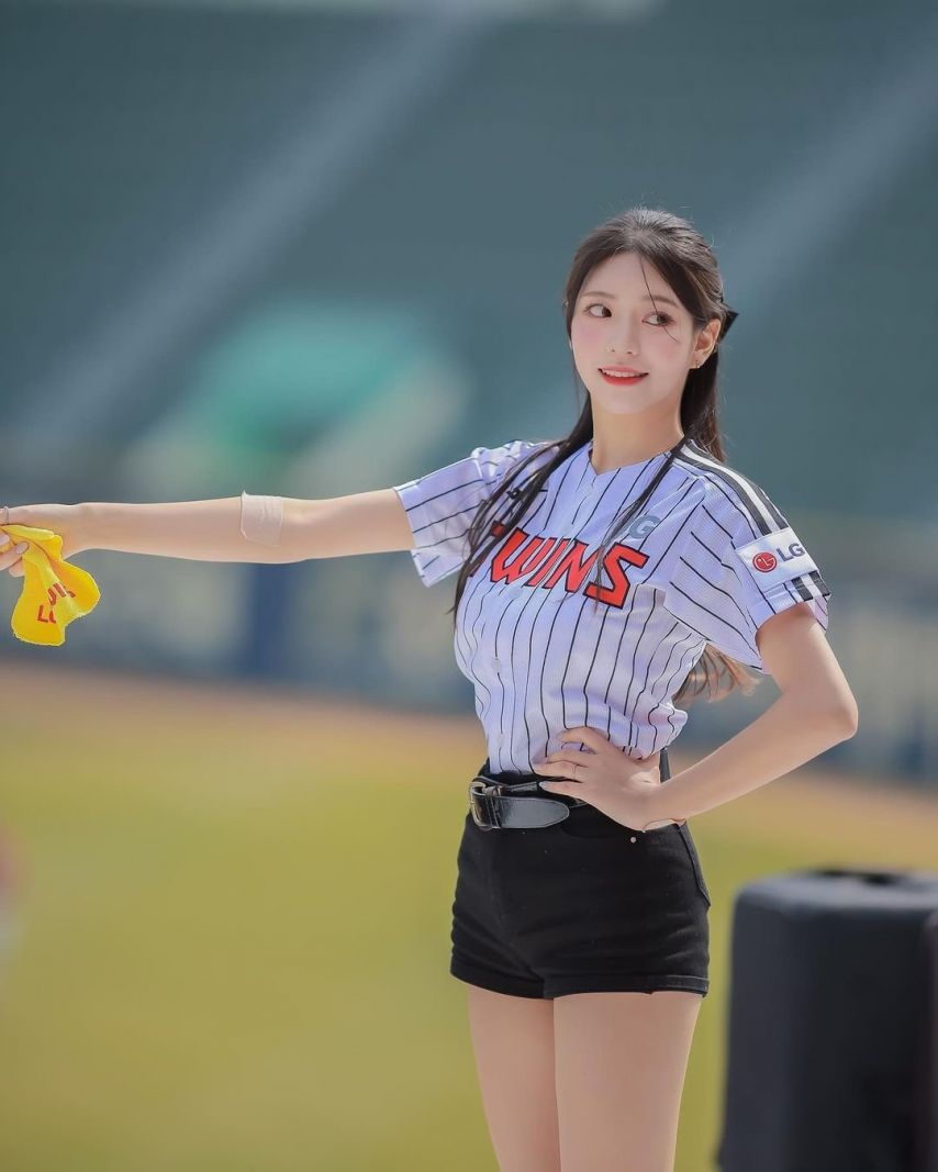 치어리더 김이서