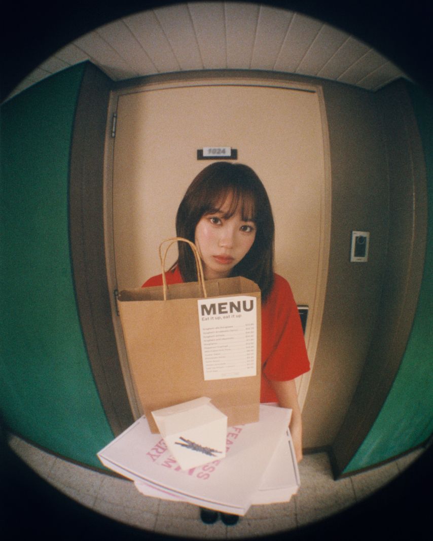 르세라핌 SPAGHETTI 티저 KNOCKING BASIL