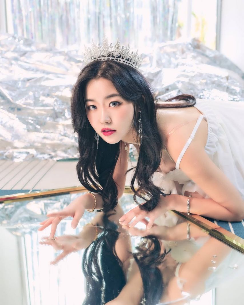 홍지은