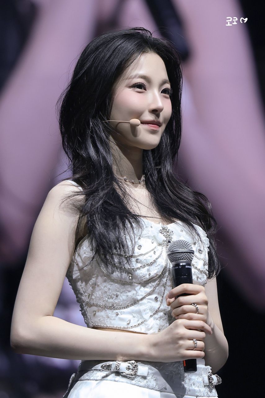 프로미스나인 백지헌