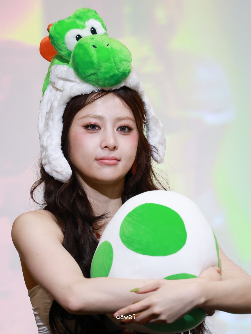 르세라핌 허윤진