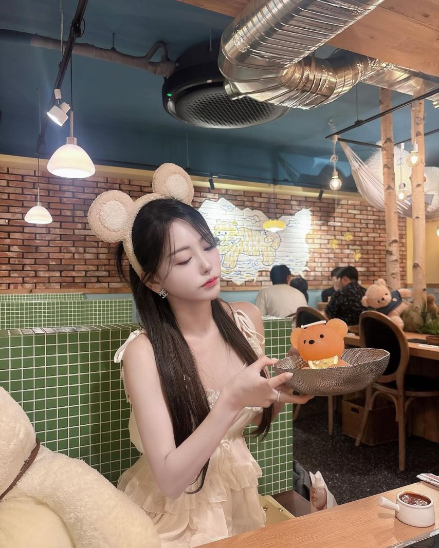 지유나