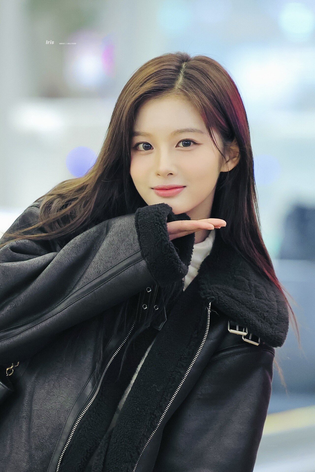 설윤 어제자 공항패션