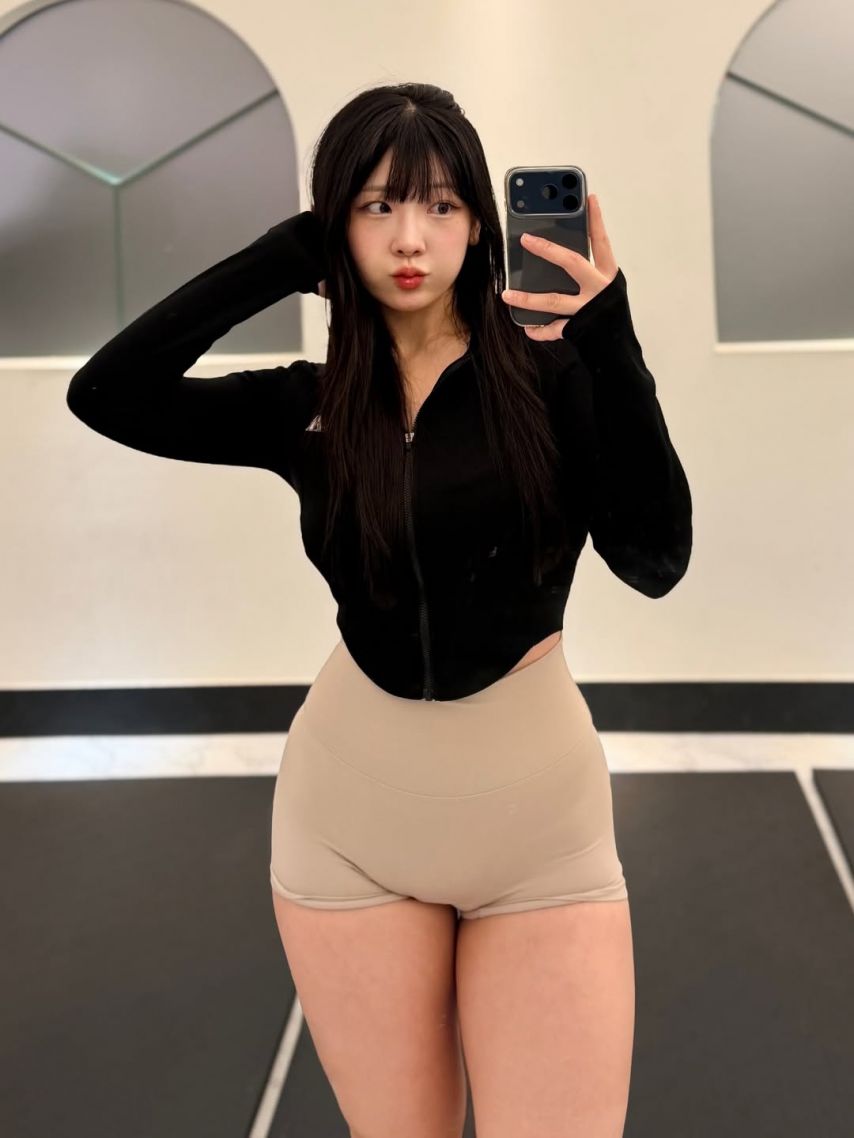 은지(_may.e) 건강미