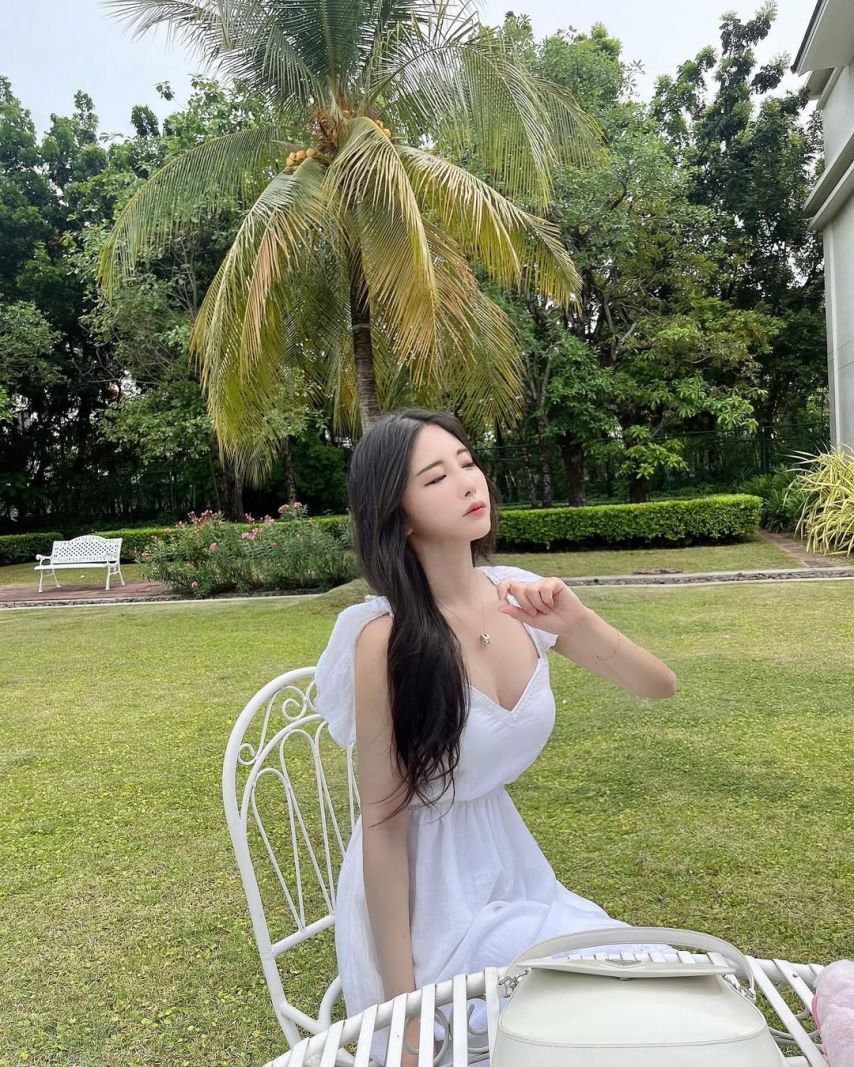 지유나