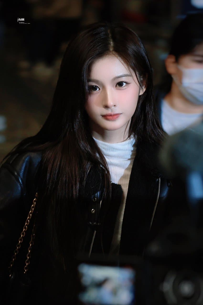 검스 설윤