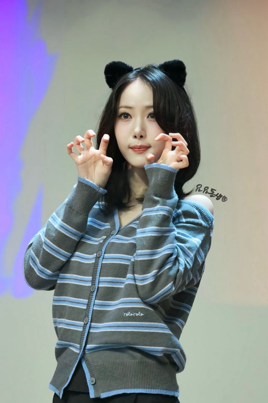 VIVIZ 신비