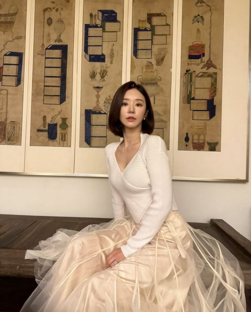 목이 길어 슬픈 이주빈