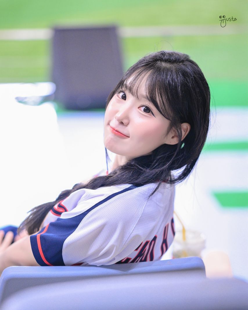 최홍라