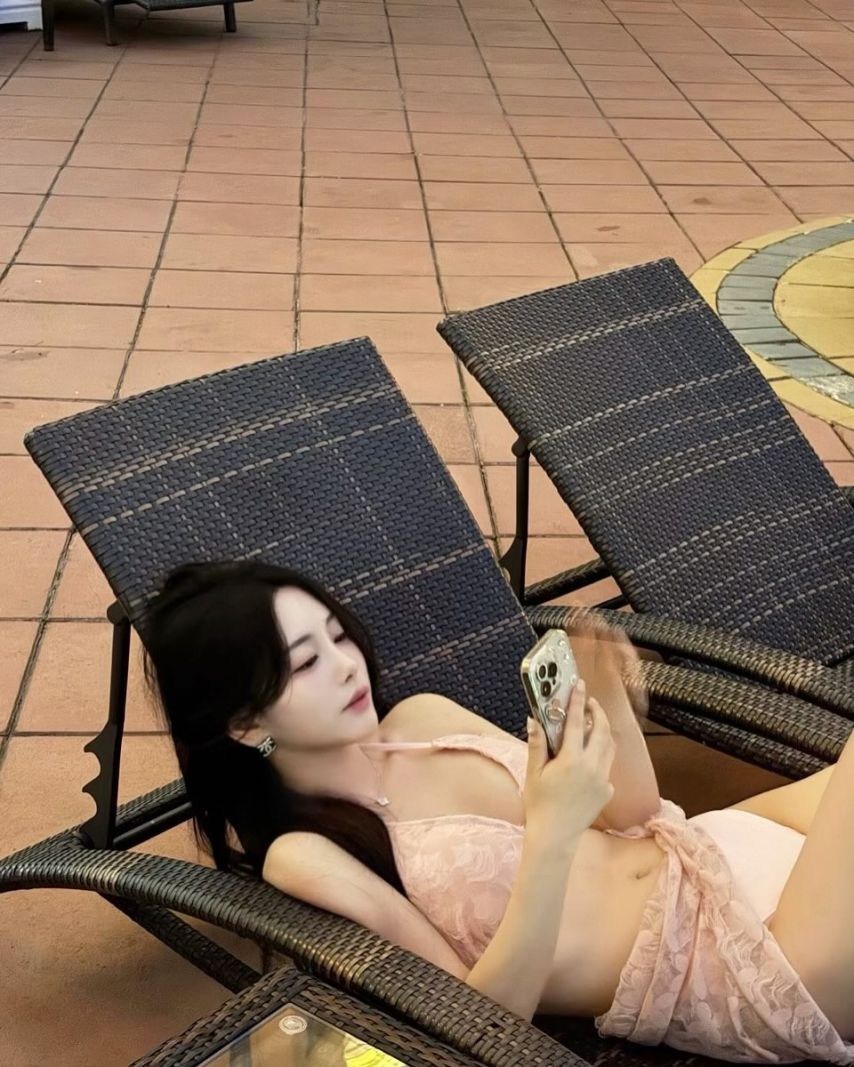 지유나