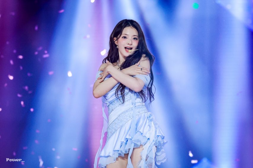 프로미스나인 이나경