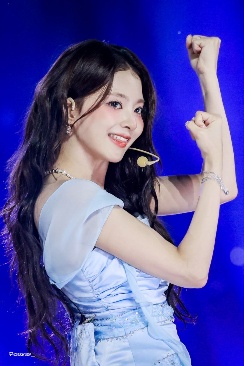 프로미스나인 이나경