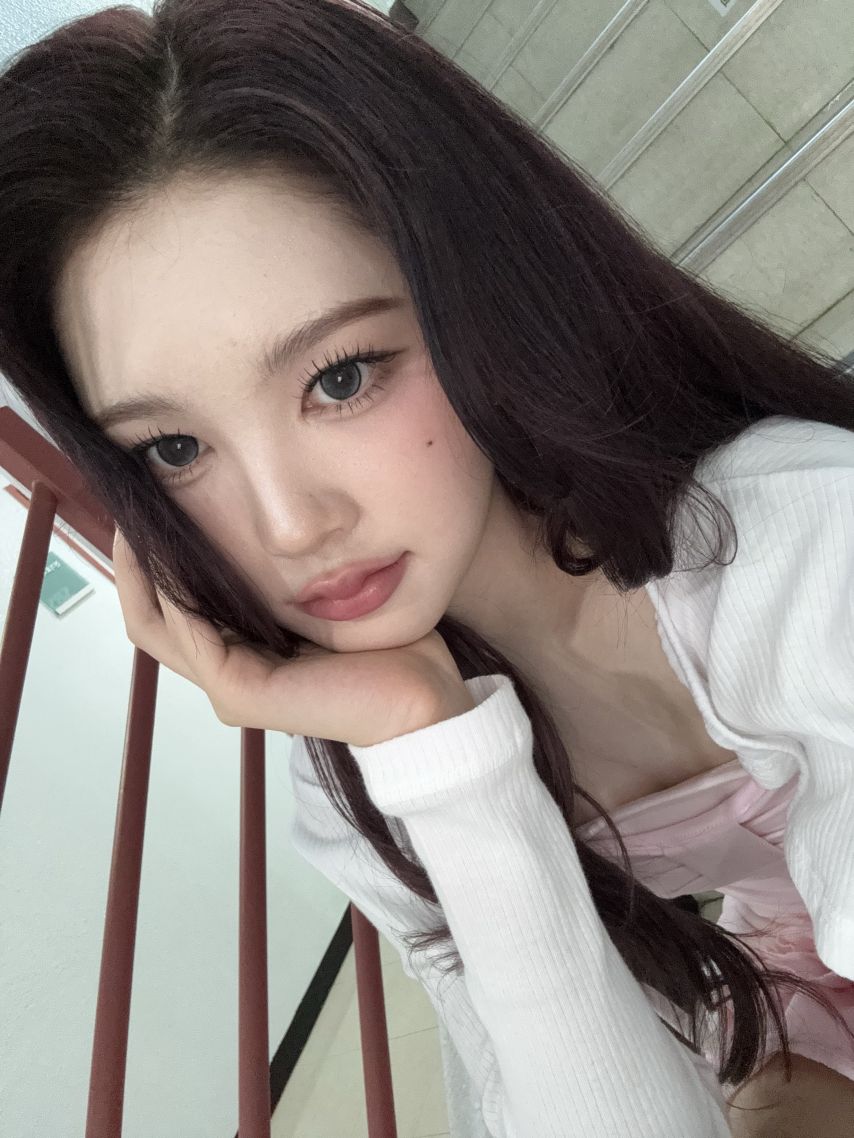하츠투하츠 에이나