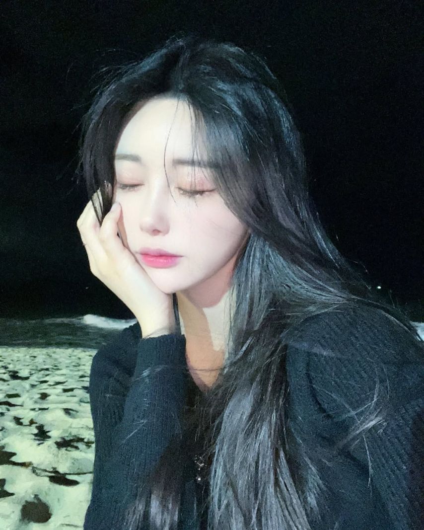 지유나