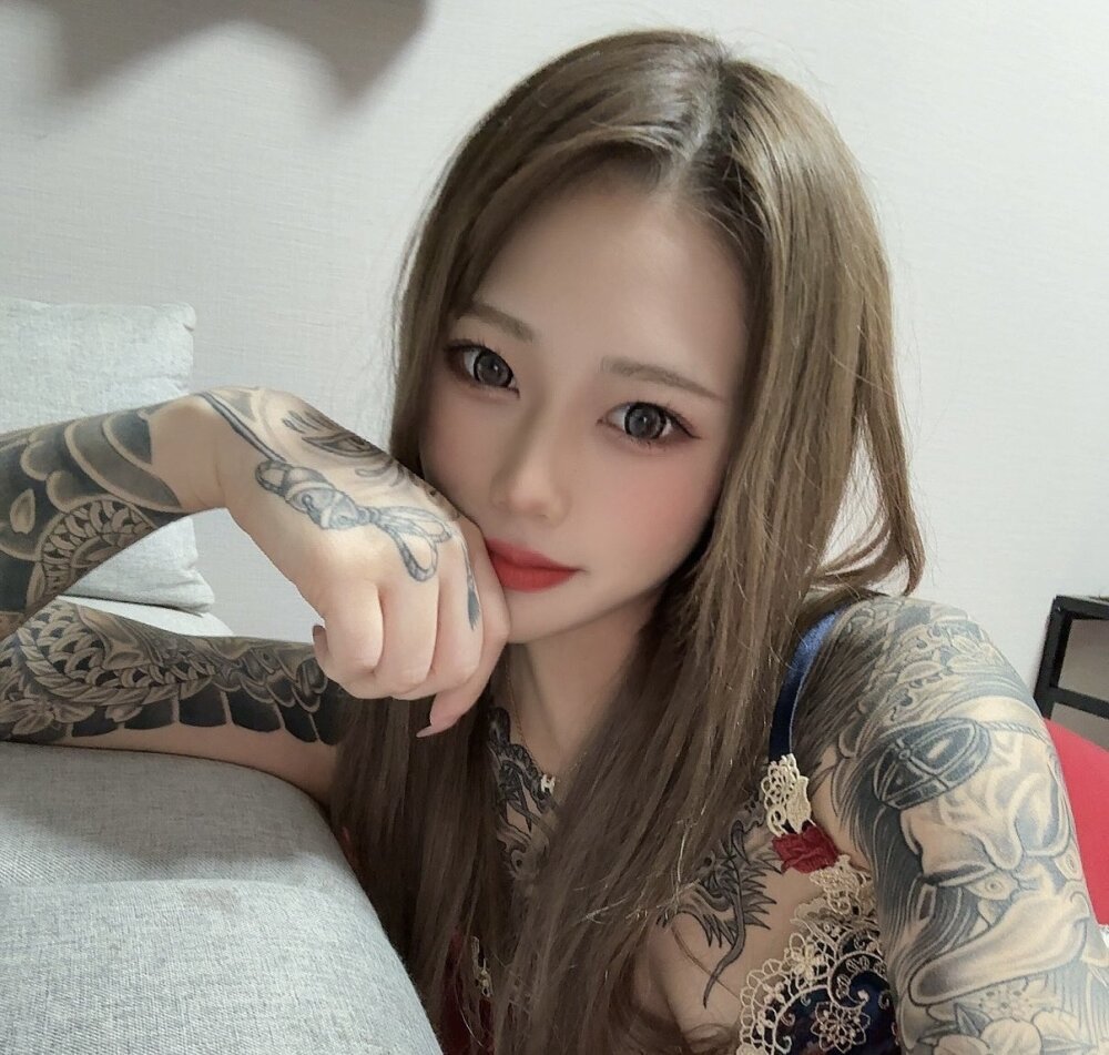 ㅇㅎ) 공백기에 전신 이레즈미 문신을 한 AV배우ㄷㄷㄷㄷㄷ