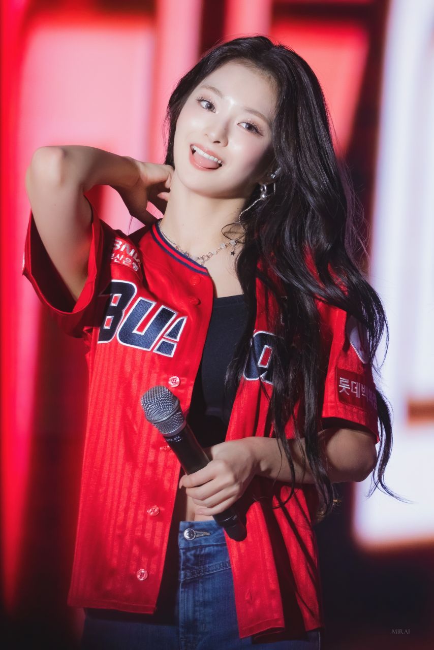 프로미스나인 이나경