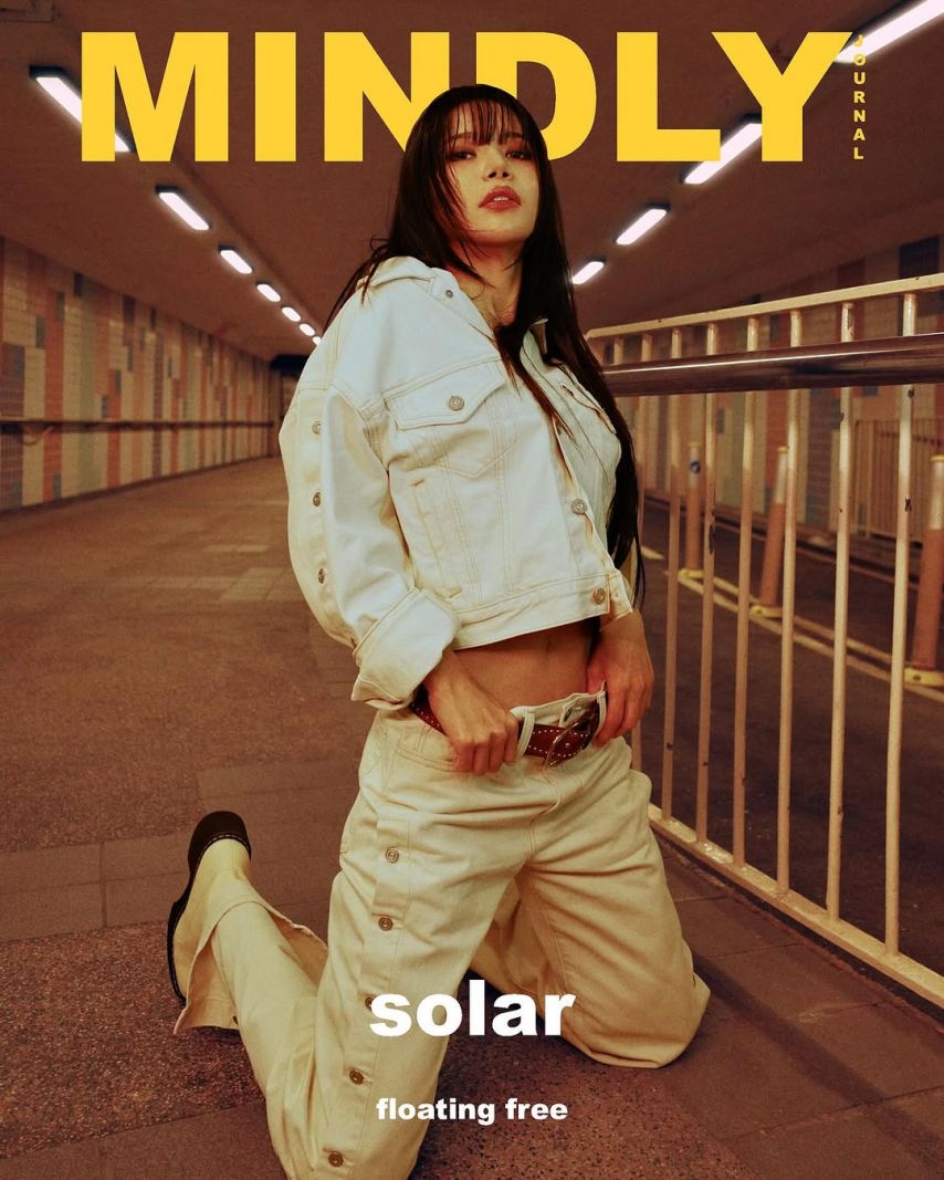마마무 솔라 SNS