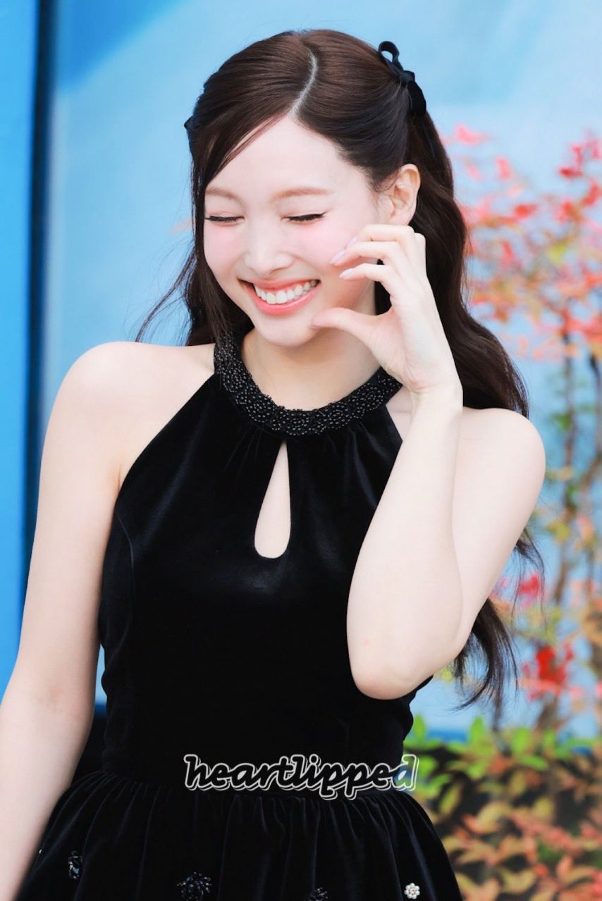오늘자 트와이스 나연