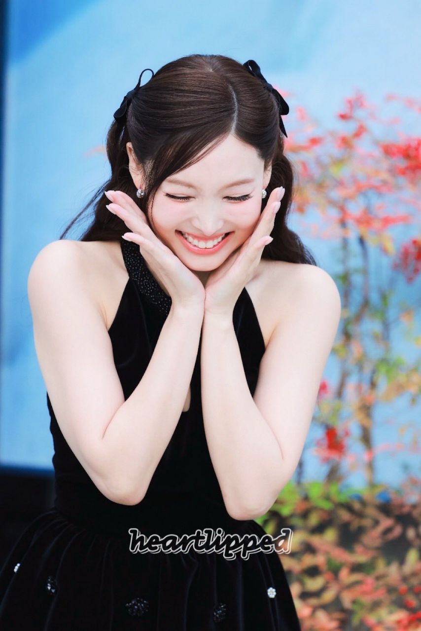 오늘자 트와이스 나연