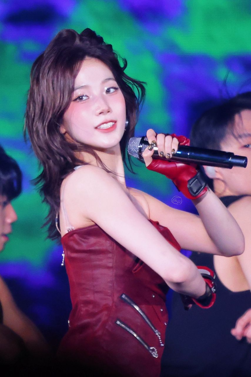 르세라핌 카즈하