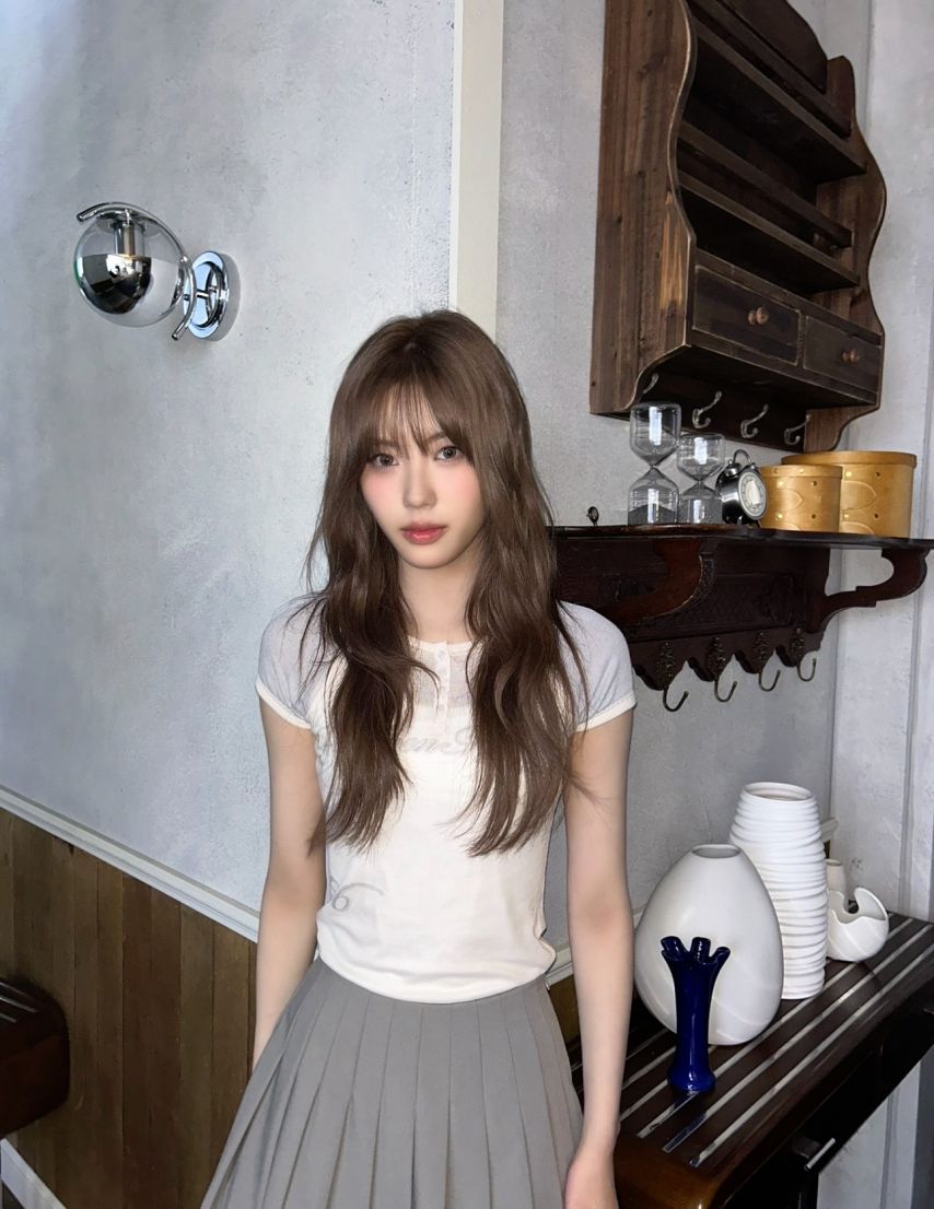 이즈나 데뷔 1주년