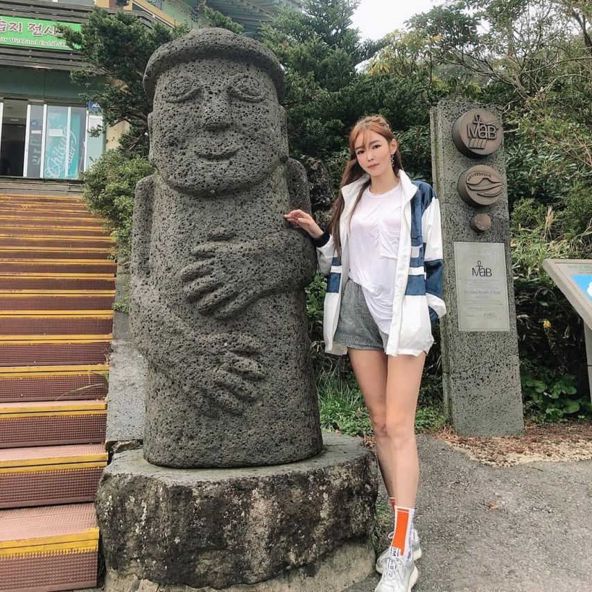 유리안