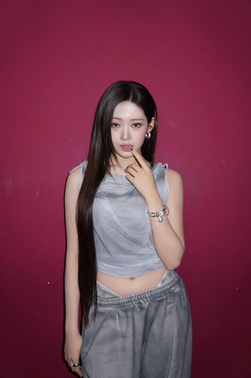 베이비몬스터 로라