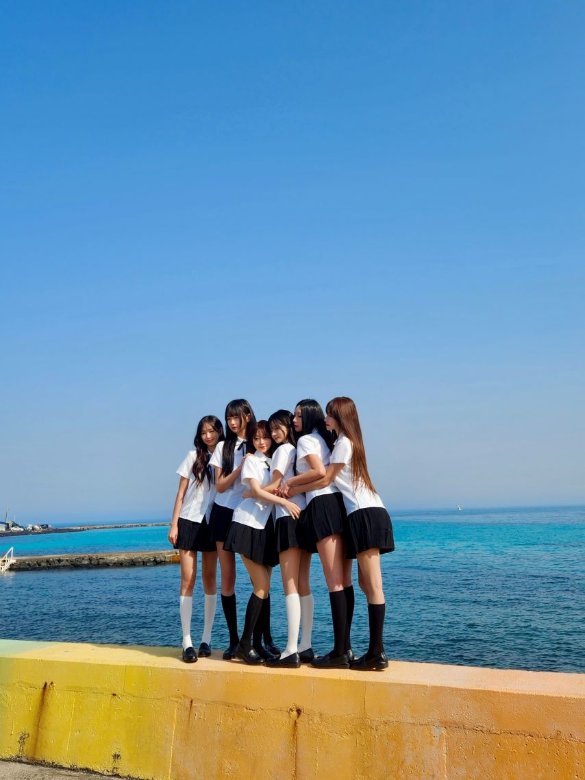 동그란 & 박민정 & 고말숙 & 김빵귤 & 양유정 & 유나몽