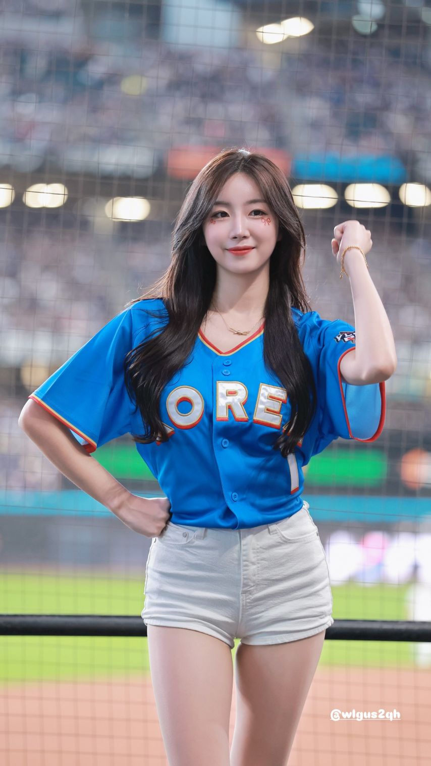 안지현